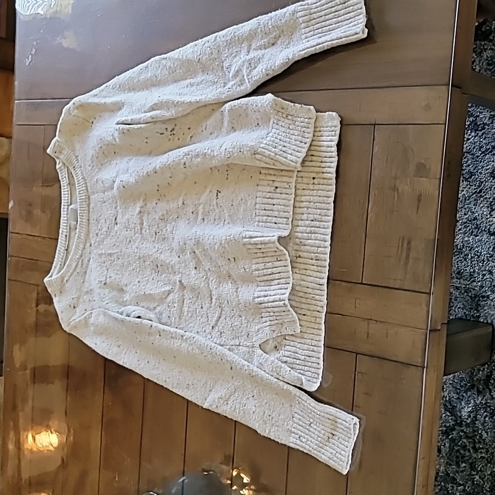 White sweatshirt